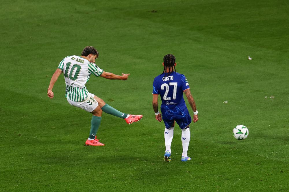 国脚谈留洋：竞争巨大但不会放弃